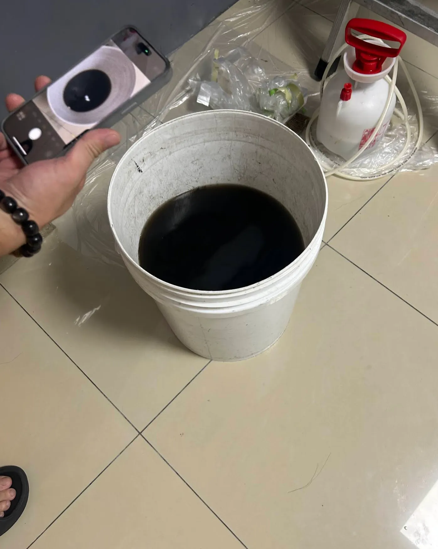 清洗前的冷氣